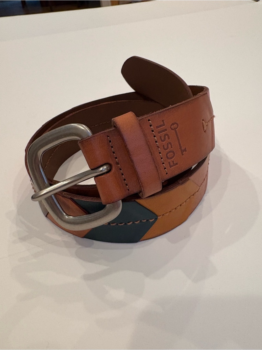 Fossil Men's Tan and Dark Green Leather Belt with Metal Buckle -40”